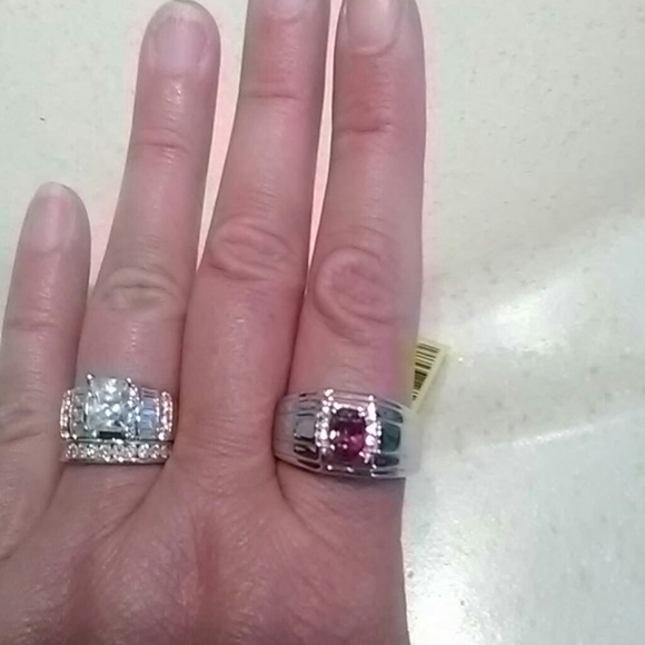 Tanzanian wine Garnet ring - Picture 4 of 5